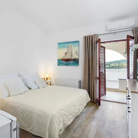 ベッド・アンド・ブレックファスト Black Pearl Suites ティスノ