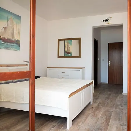 Black Pearl Suites Bed & Breakfast Tisno