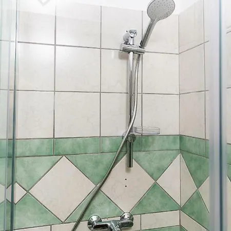 Black Pearl Suites 2*